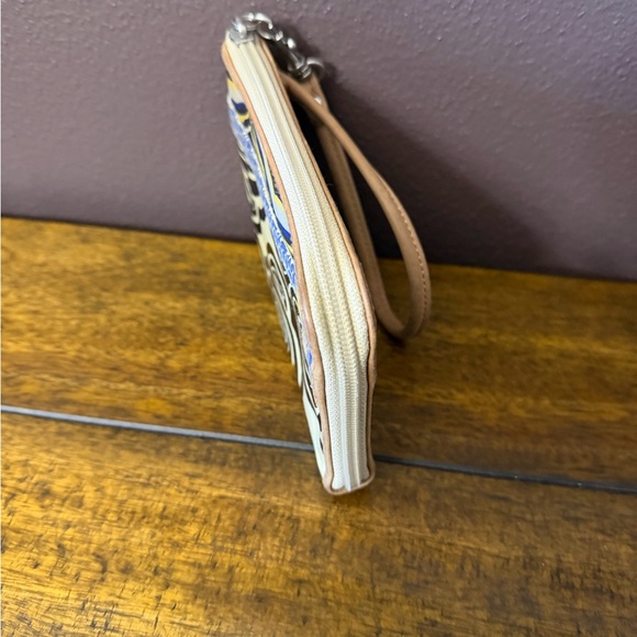 Fossil Key-Per Wallet Wristlet - Picture 4 of 6